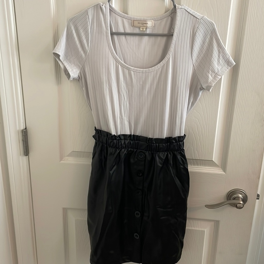 No Comment dress with black button skirt Size Small - Picture 1 of 8